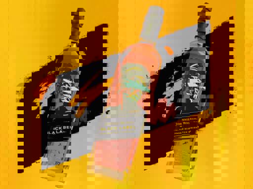 Johnnie Walker Black Label x Andy Gellenberg được phát hành 