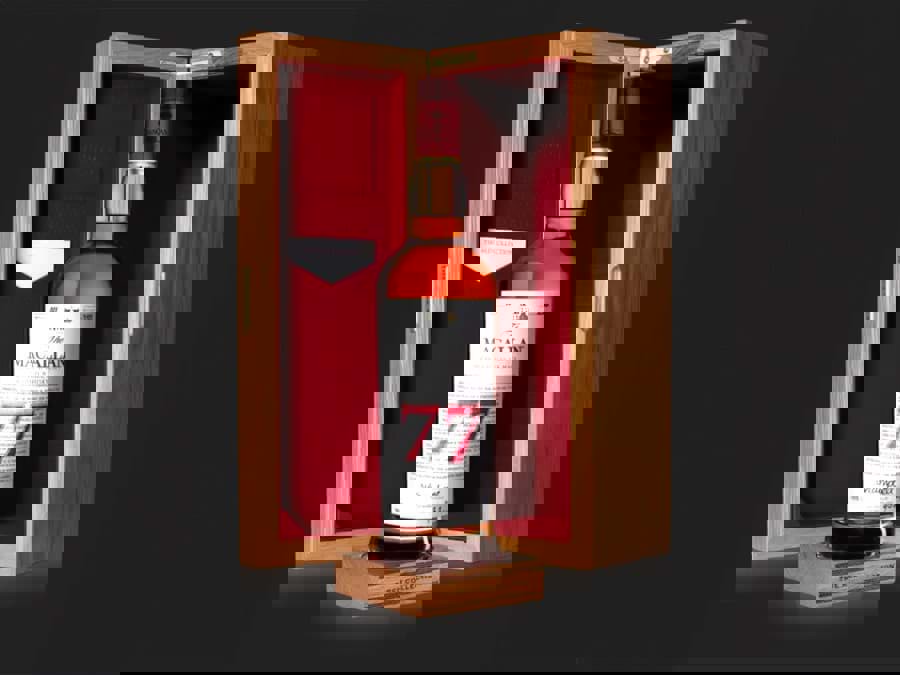 Macallan phát hành chai rượu 77 năm tuổi Macallan phát hành chai rượu 77 năm tuổi