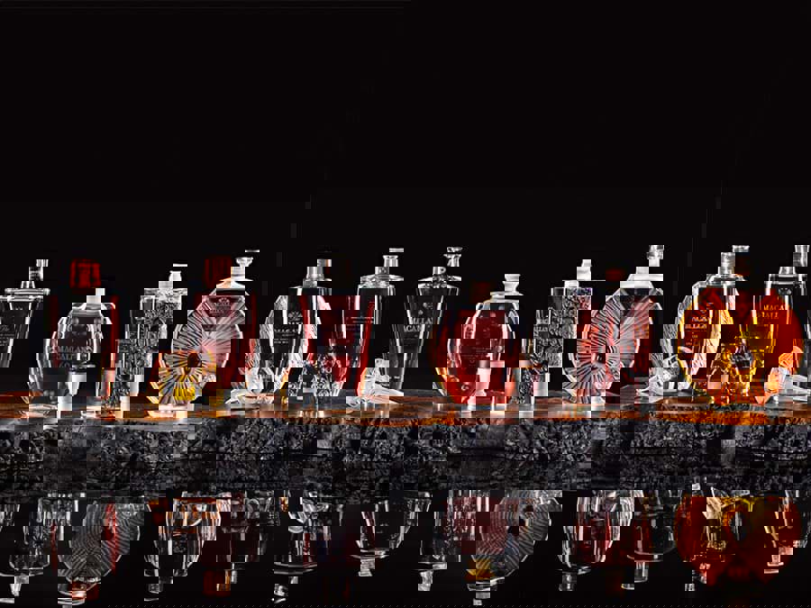 Sotheby's tiết lộ bộ sưu tập rượu whisky có giá trị cao nhất để bán đấu giá Sotheby's tiết lộ bộ sưu tập rượu whisky có giá trị cao nhất để bán đấu giá