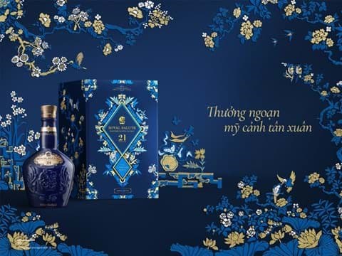 Royal Salute 21 Hop qua Tet 2025 Royal Salute 21 Hop qua Tet 2025