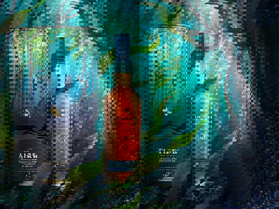 Talisker 44 năm: Forests of the Deep 