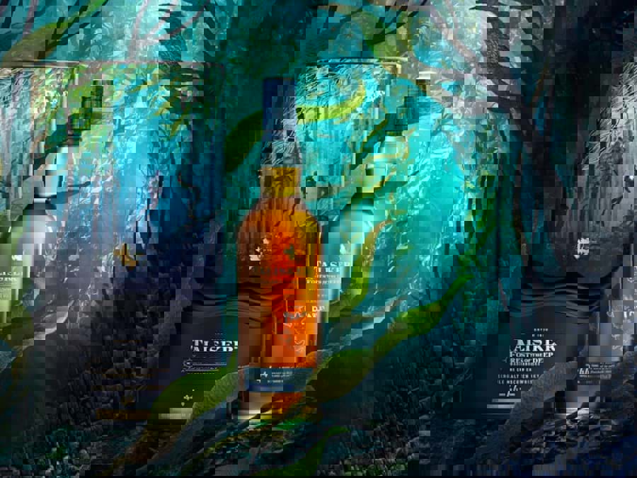 Talisker 44 năm: Forests of the Deep Talisker 44 năm: Forests of the Deep