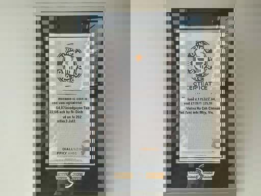 Doanh nhân Nguyễn Đình Tuấn Việt nhận Kỷ lục Guinness cho bộ sưu tập Cognac