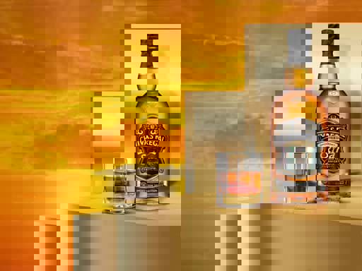 Chivas Regal Extra Smoky Cask Selection được phát hành 