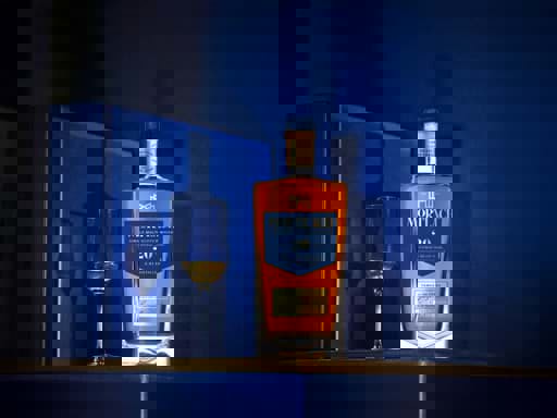 Số năm tối thiểu để được gọi là rượu Scotch whisky?