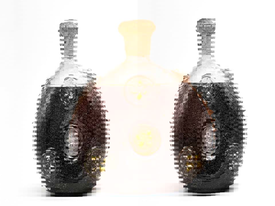 Chai Louis XIII 1865 có thiết kế độc nhất vô nhị