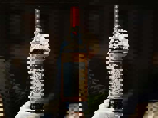 9 chai rượu đắt nhất thế giới 2025