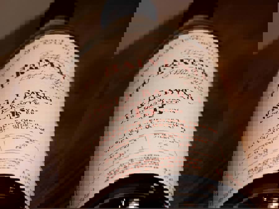 Cask number trên nhãn chai whisky có ý nghĩa là gì? Cask number trên nhãn chai whisky có ý nghĩa là gì?