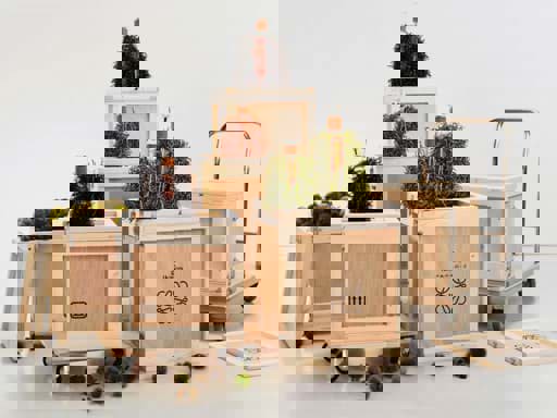 Bộ sưu tập Hennessy Paradis x Loewe