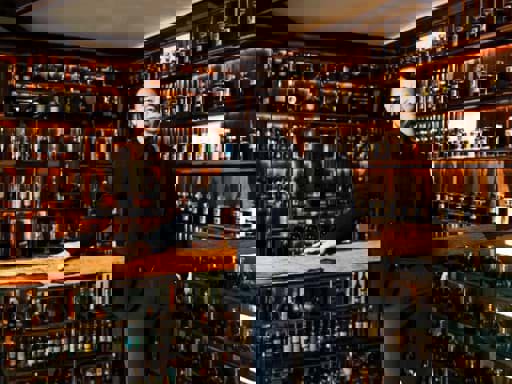 Gặp Gỡ Nhà Sưu Tầm Đã Phá 20 Kỷ Lục Guinness Với Bộ Sưu Tập Whisky Trị Giá 150 Triệu Đô