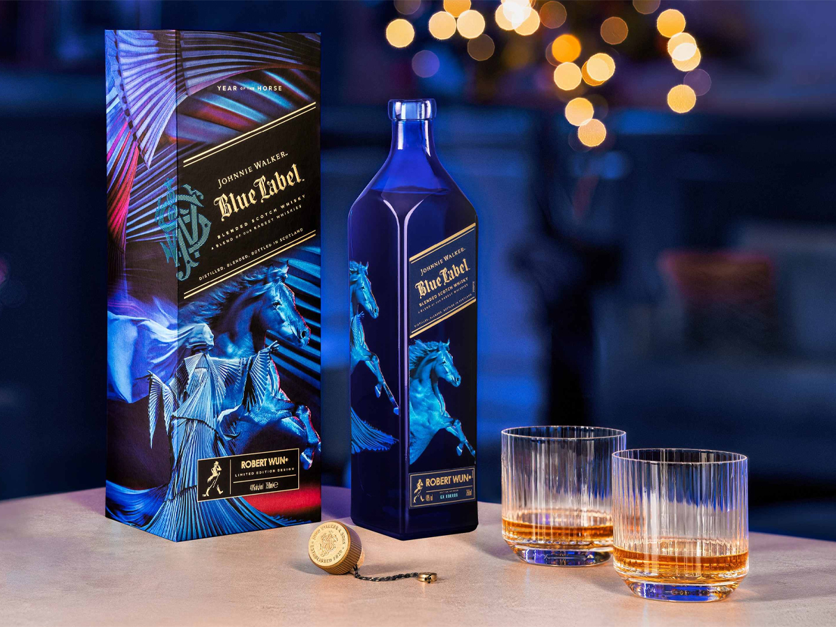 Johnnie Walker Blue Label nam ngo 2026
