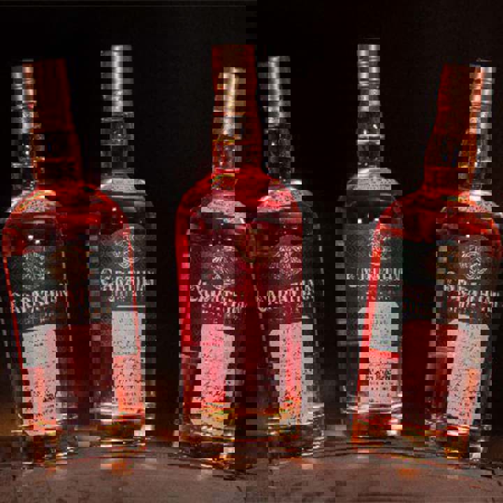 Rượu Single malt whisky đầu tiên của Romania được ra mắt